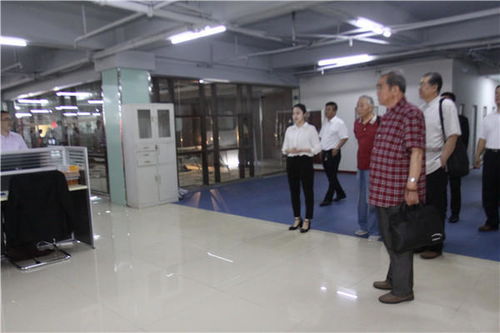 河北誠促會誠信萬里行 走進(jìn)邯鄲耀騰企業(yè)管理咨詢集團(tuán)，郝小學(xué)引領(lǐng)管理新思路